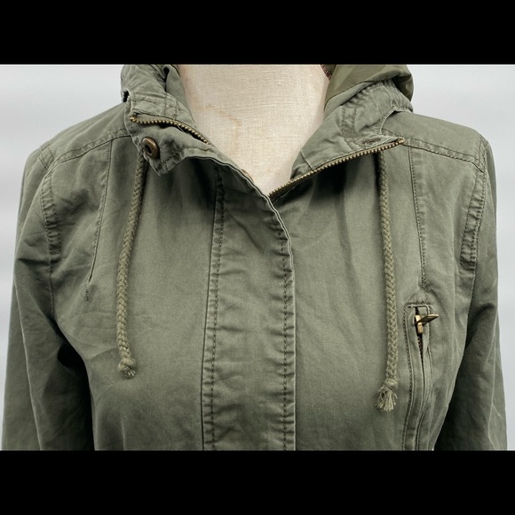 Ambiance Women's Army Green Hooded Military Cargo Utility Jacket Size Small. EUC - Picture 2 of 10